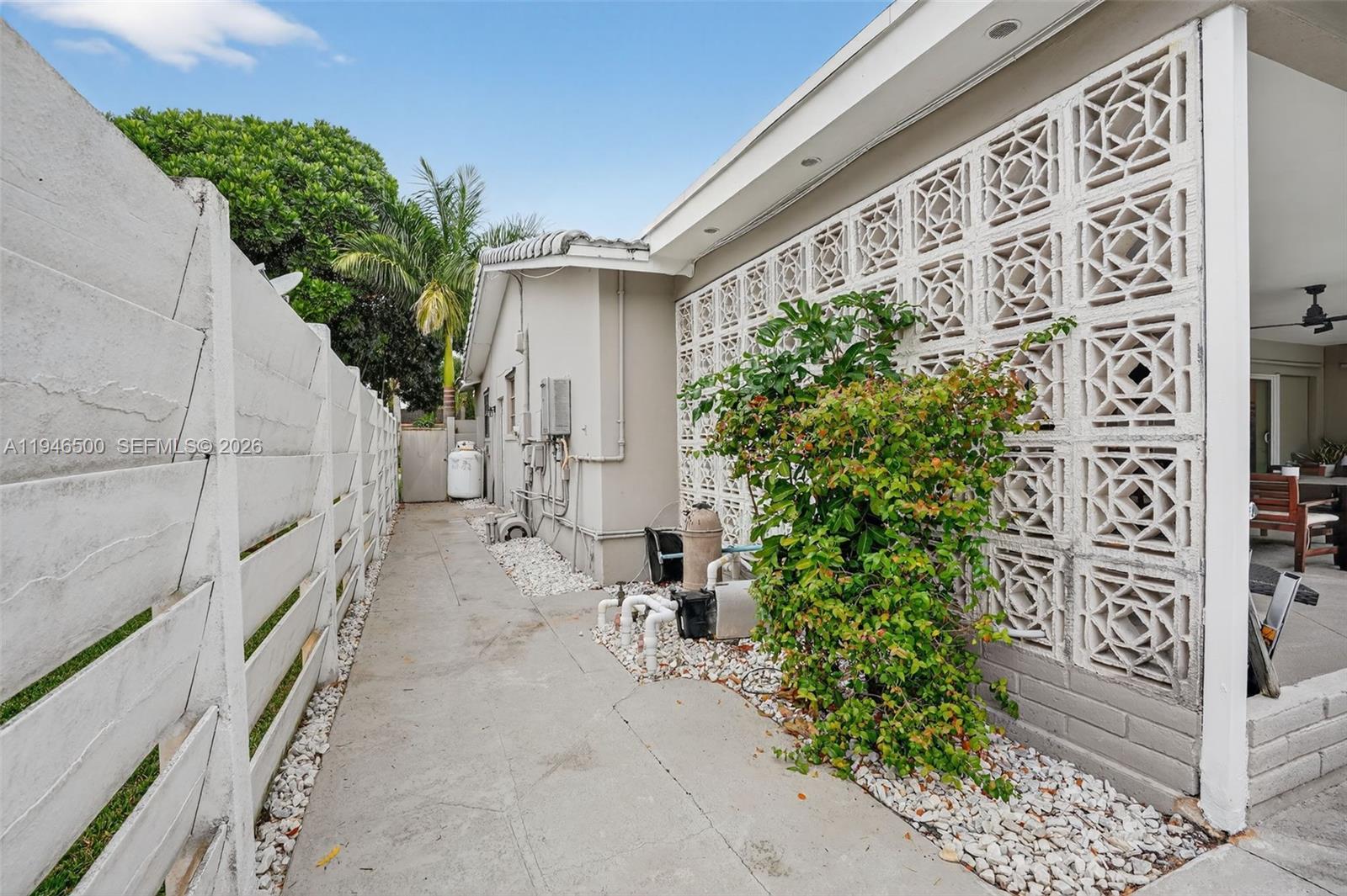 HOLLYWOOD HILLS AMEN PLAT - Residential