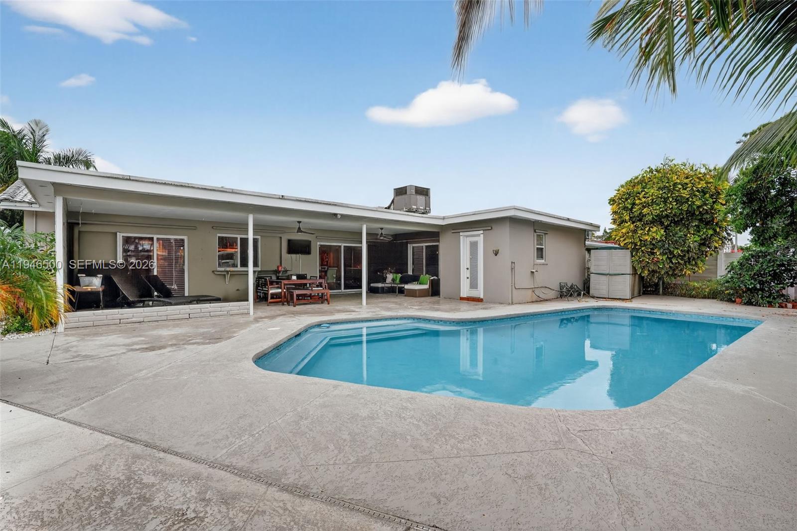 HOLLYWOOD HILLS AMEN PLAT - Residential