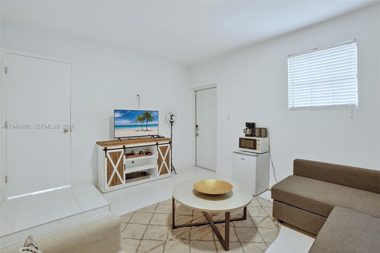 HOLLYWOOD HILLS AMEN PLAT - Residential