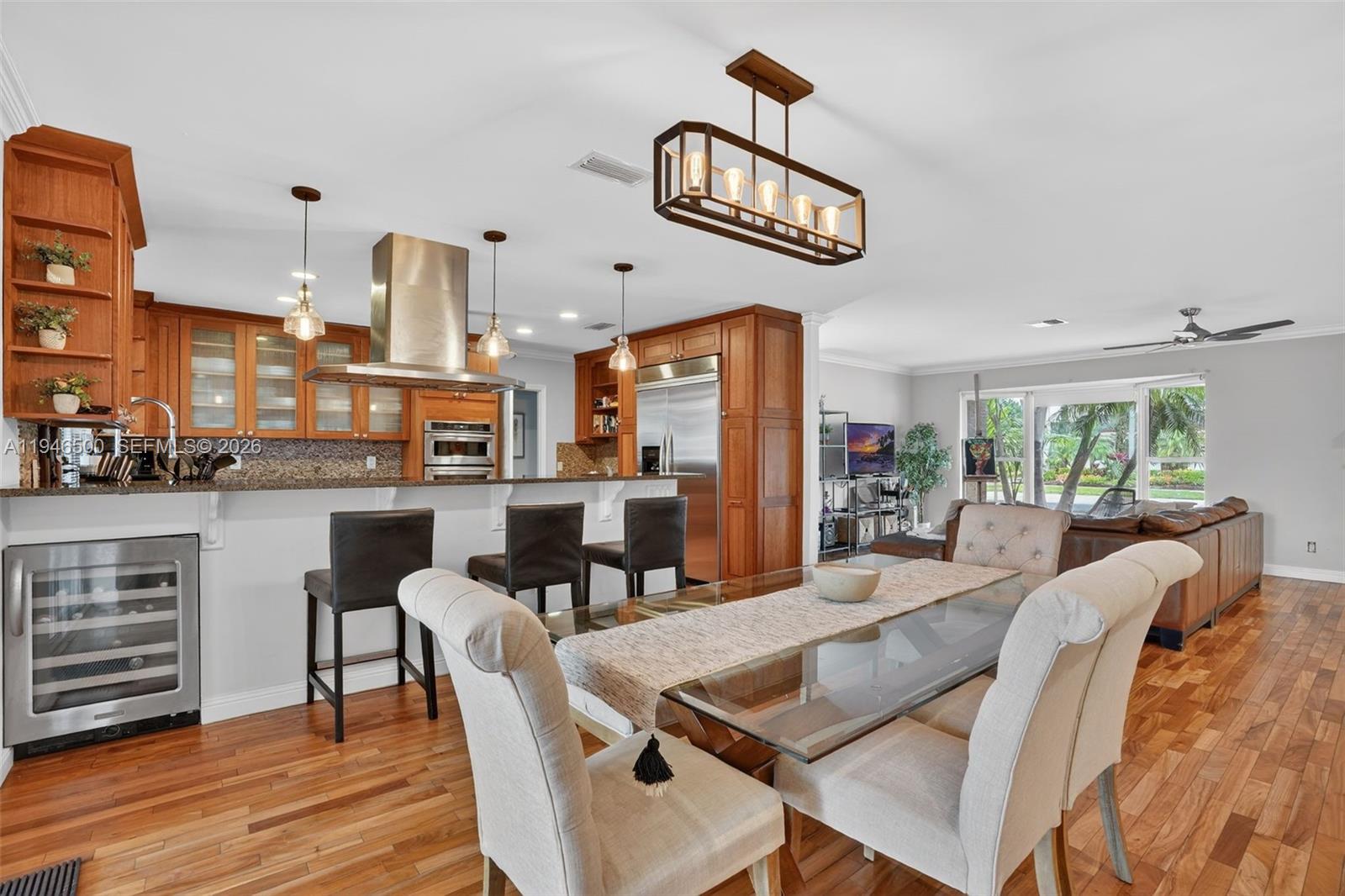 HOLLYWOOD HILLS AMEN PLAT - Residential