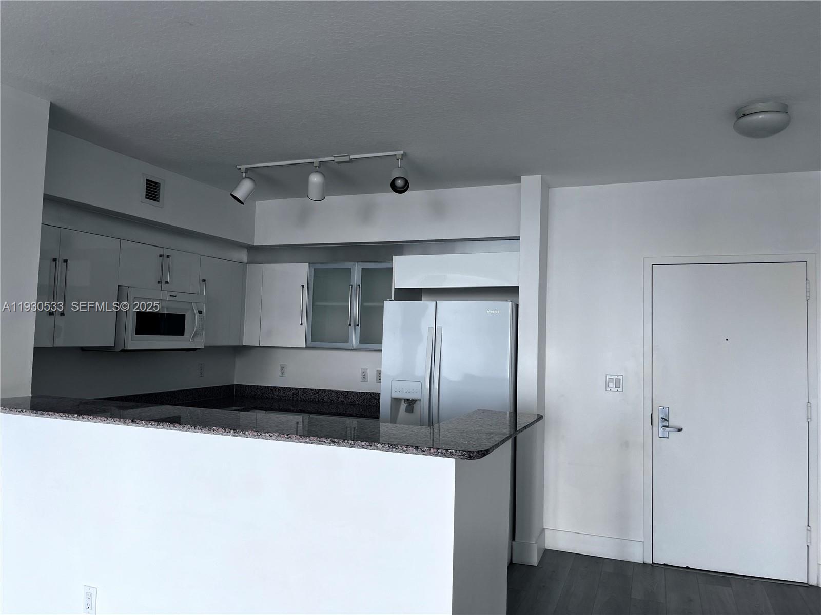 335 S Biscayne Blvd 2701