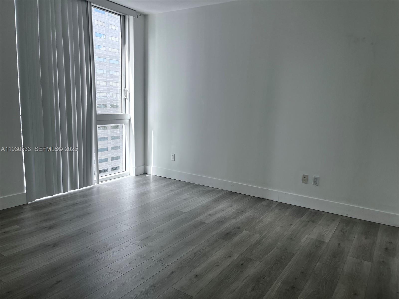 335 S Biscayne Blvd 2701