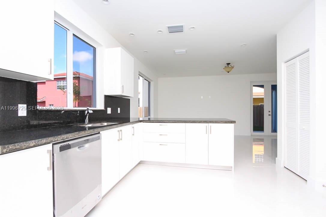 SAYMER SUBDIVISON - Residential Lease