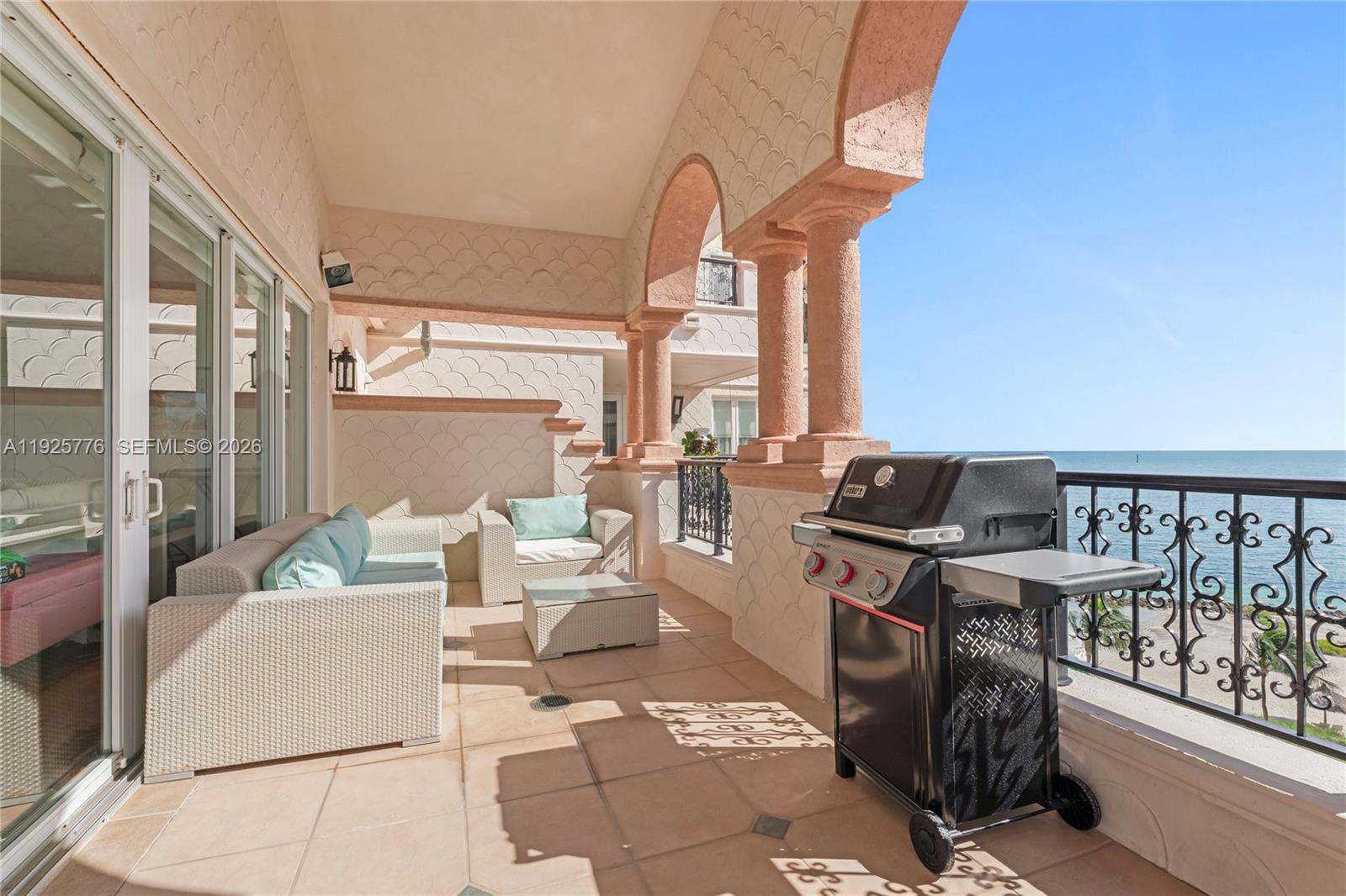 OCEANSIDE FISHER ISL COND - Residential