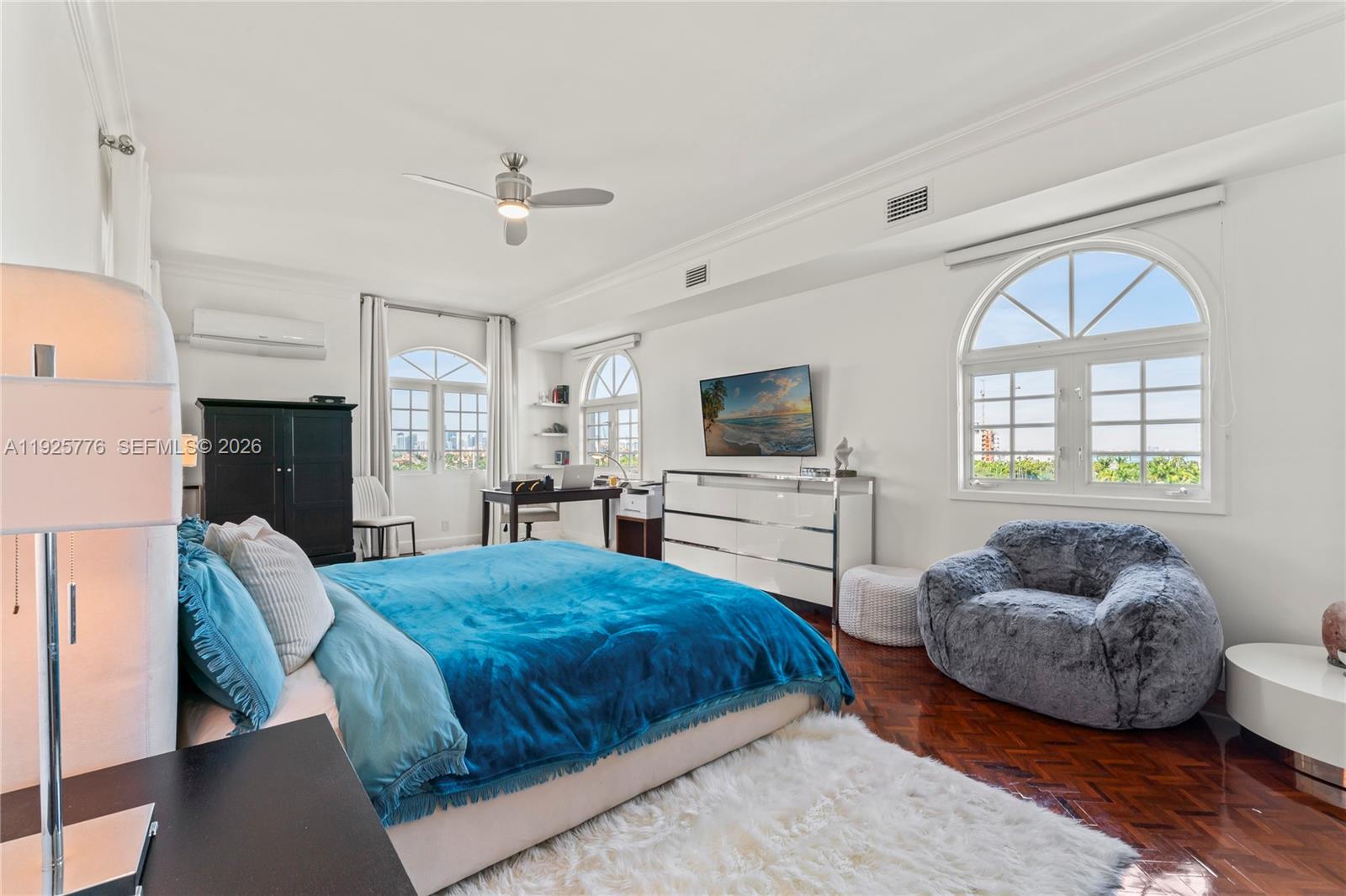 OCEANSIDE FISHER ISL COND - Residential