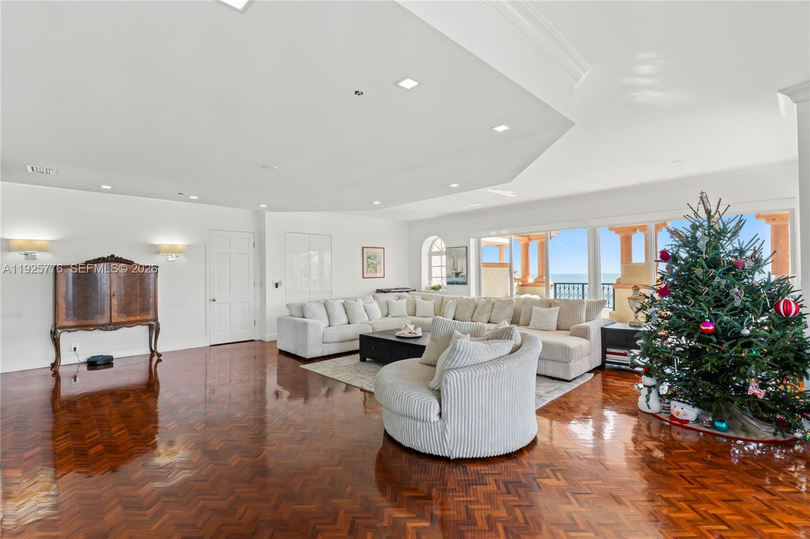 OCEANSIDE FISHER ISL COND - Residential