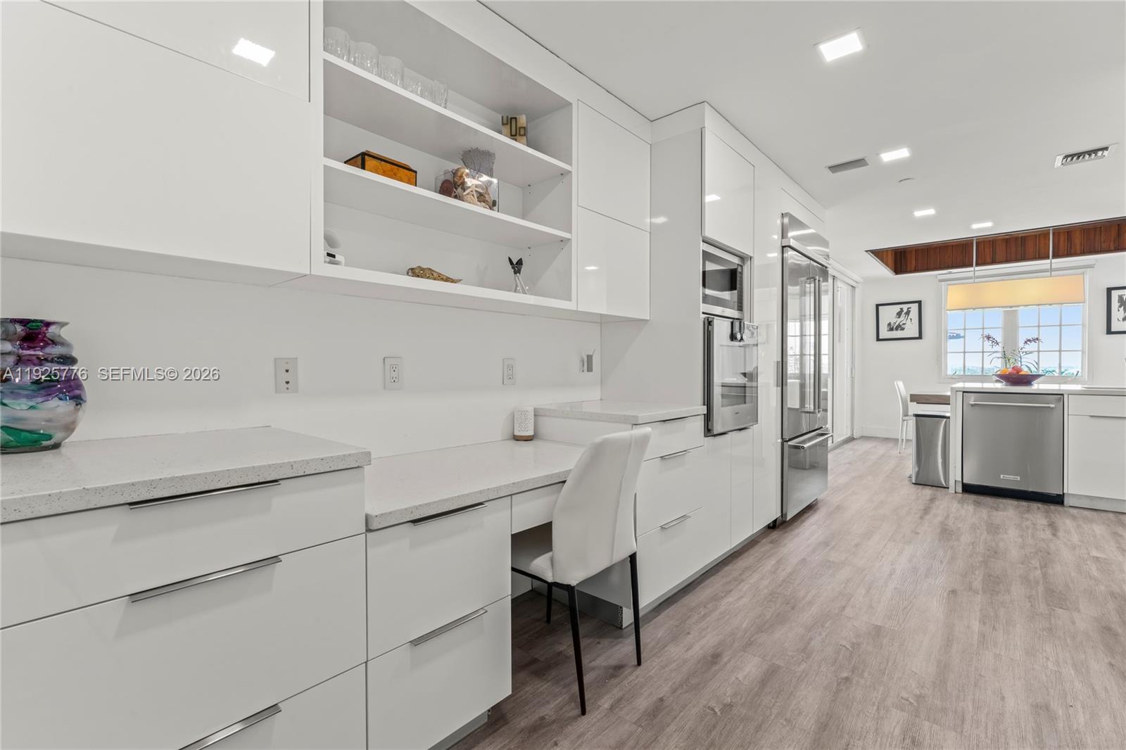 OCEANSIDE FISHER ISL COND - Residential