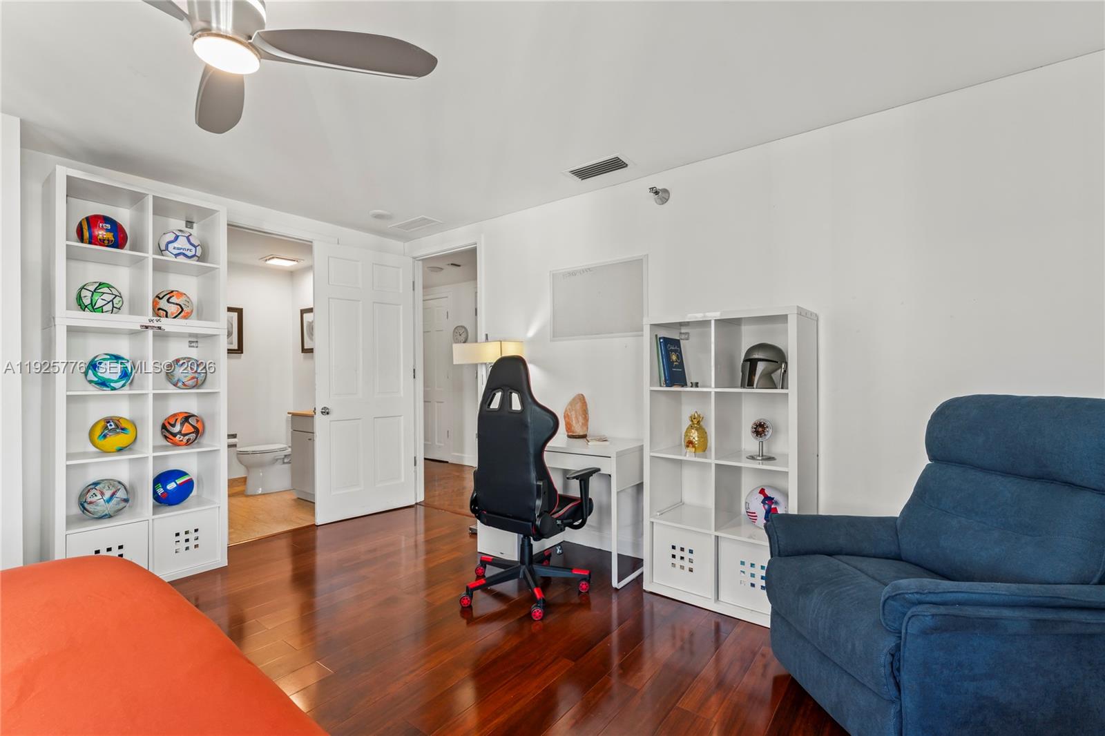 OCEANSIDE FISHER ISL COND - Residential