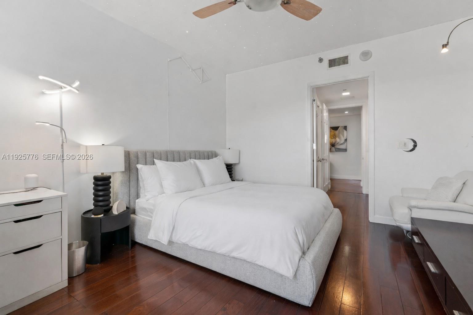 OCEANSIDE FISHER ISL COND - Residential