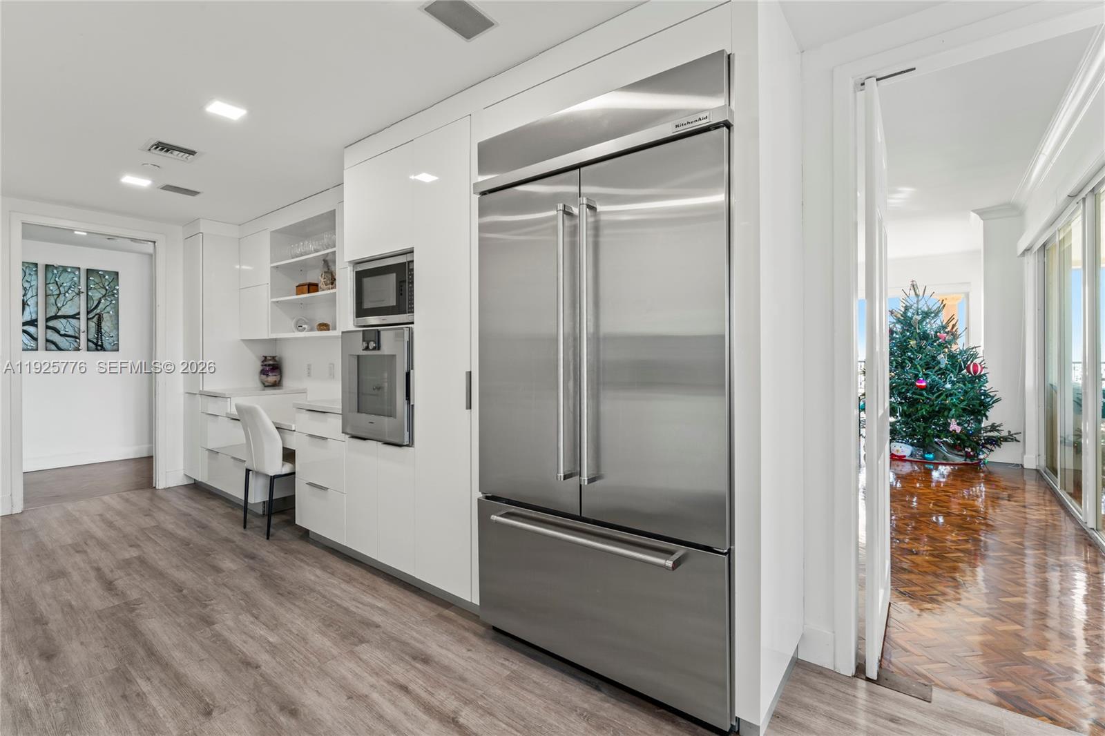 OCEANSIDE FISHER ISL COND - Residential