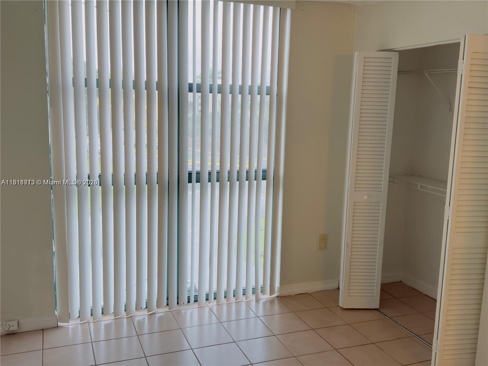 INTERNATIONAL PARK I COND - Residential Lease