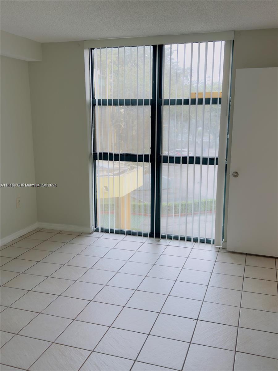 INTERNATIONAL PARK I COND - Residential Lease