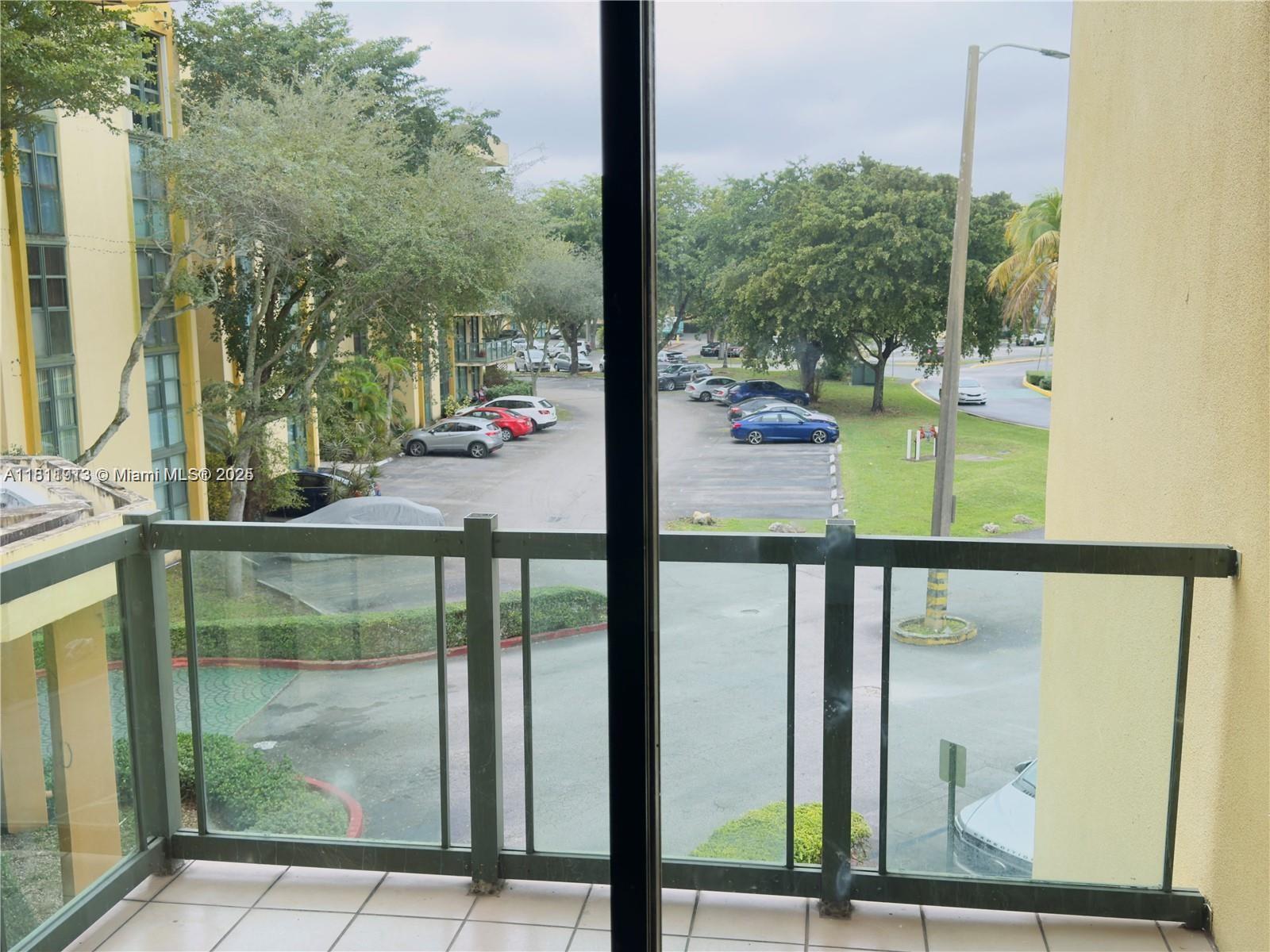 INTERNATIONAL PARK I COND - Residential Lease