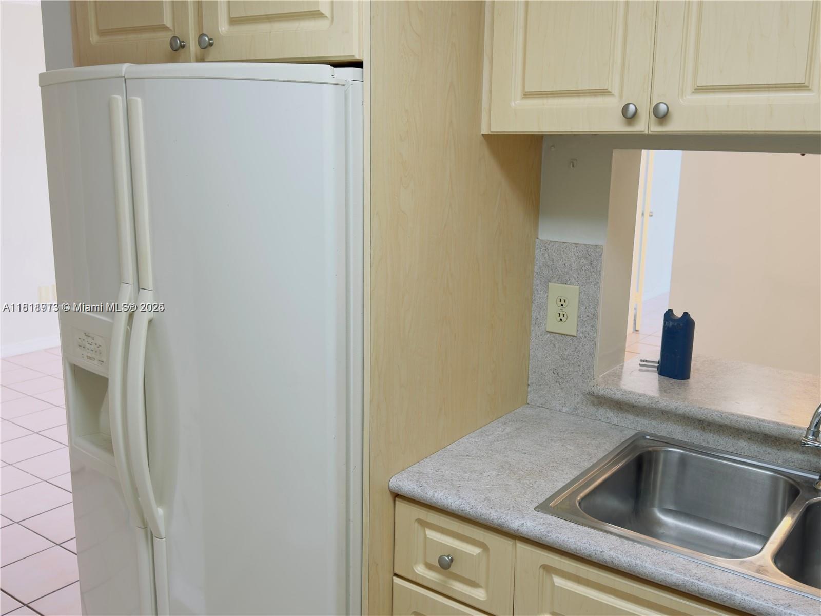INTERNATIONAL PARK I COND - Residential Lease