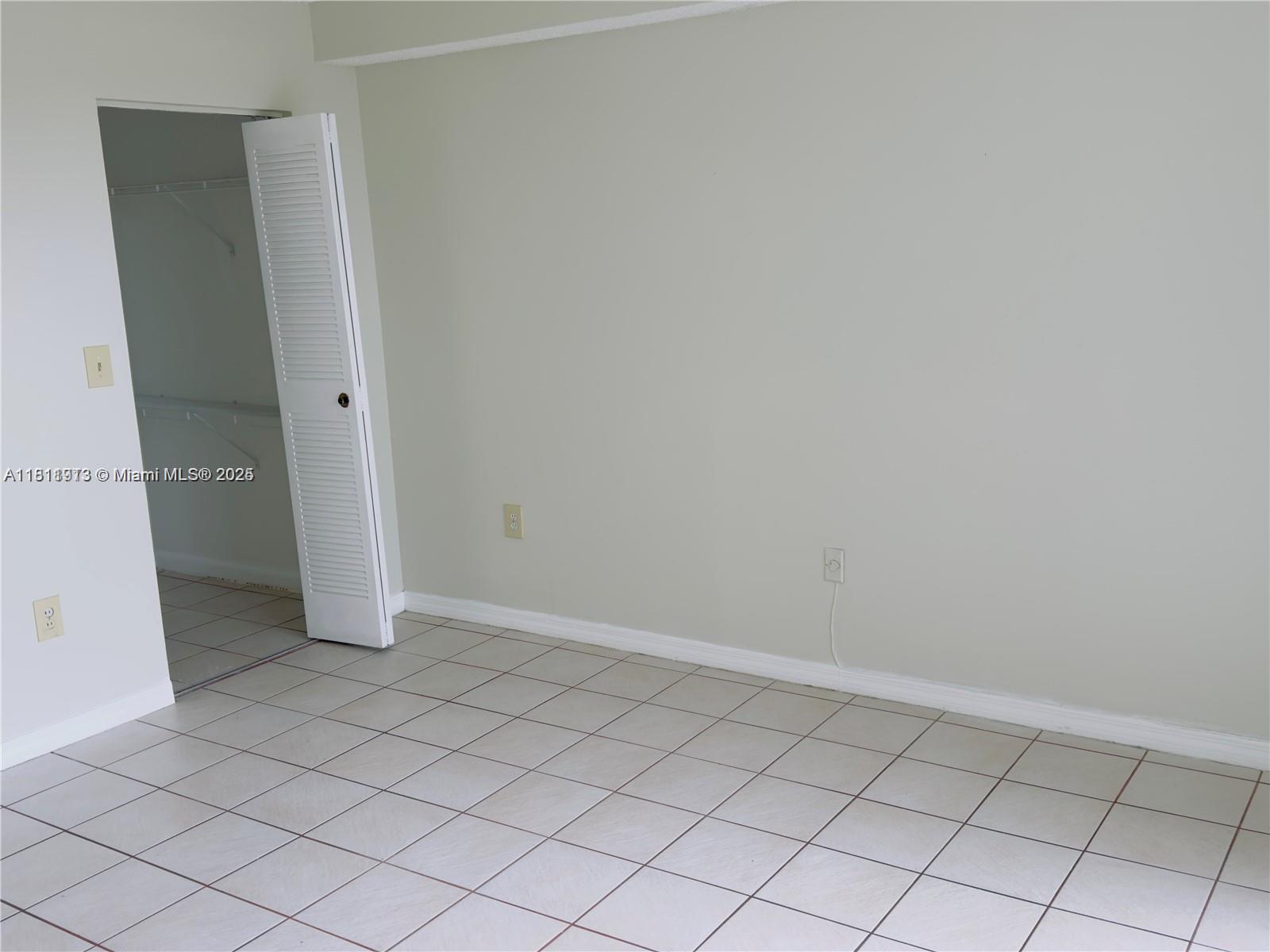 INTERNATIONAL PARK I COND - Residential Lease