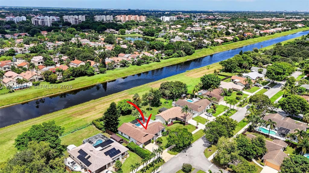 Photo of 4225 NW 7th Pl, Deerfield Beach, FL 33442 (MLS # A12070876)