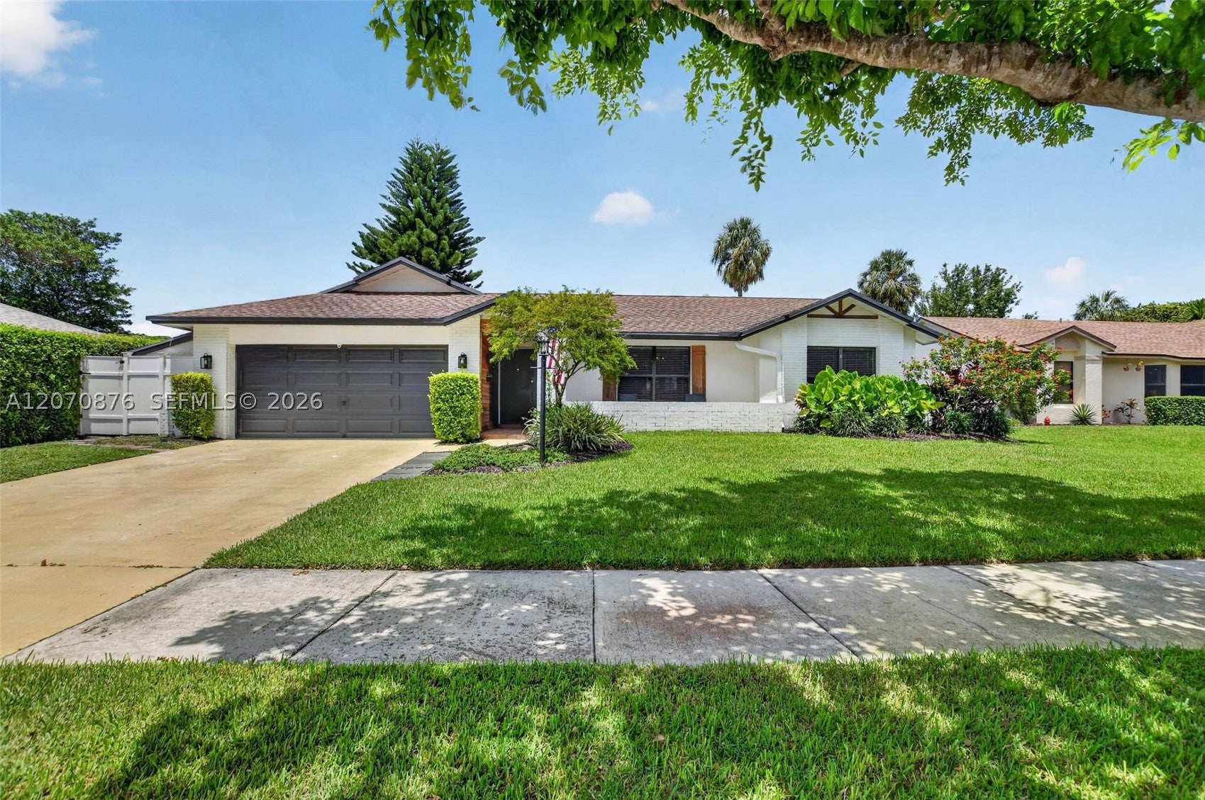 4225 NW 7th Pl
