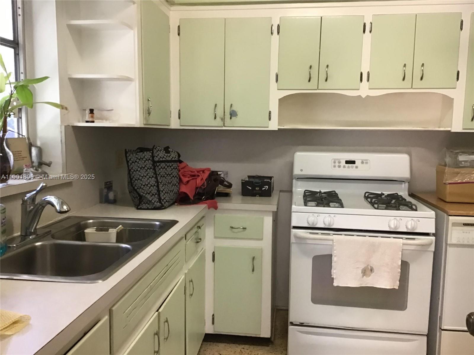 CASHEW HEIGHTS - Residential