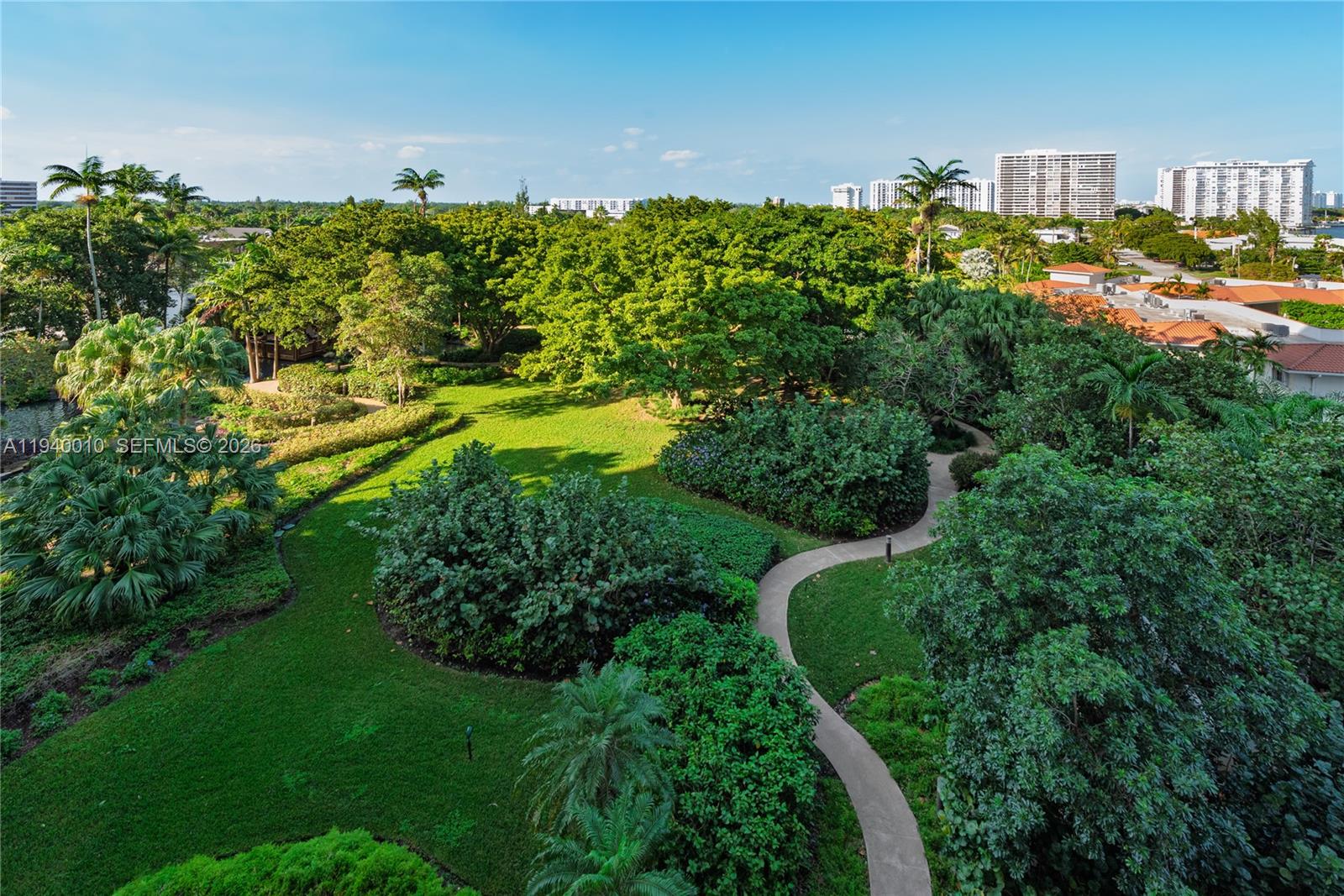 THE TOWERS OF QUAYSIDE - Residential