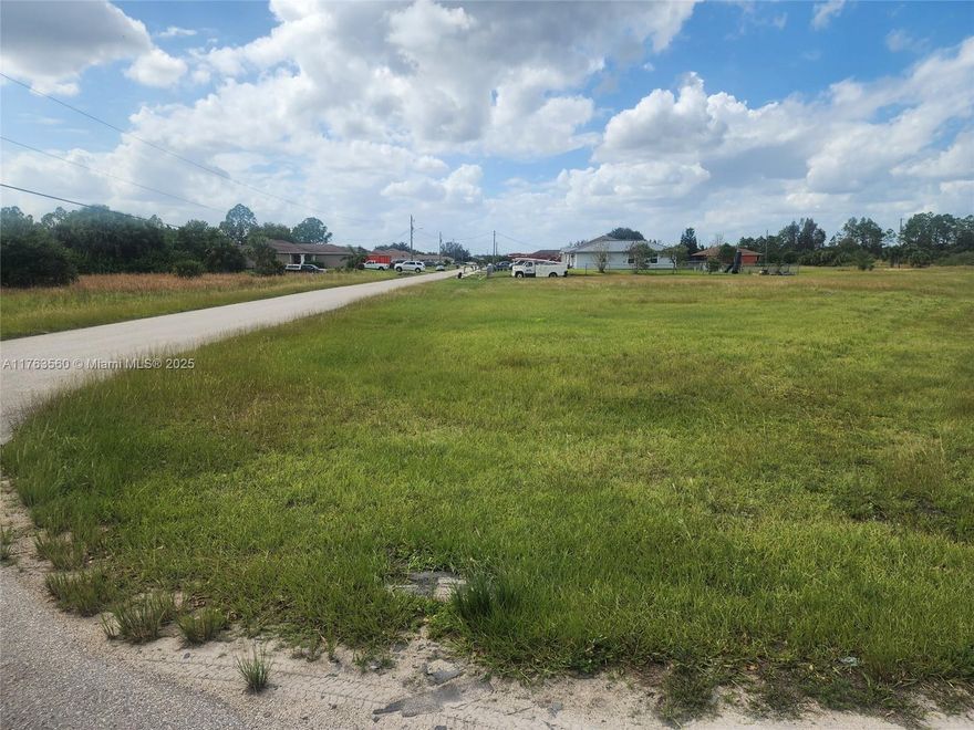 Amazing 1/2 acre corner lot! Priced to sell quick!  Miss out to build your dream home in the perfect spot!