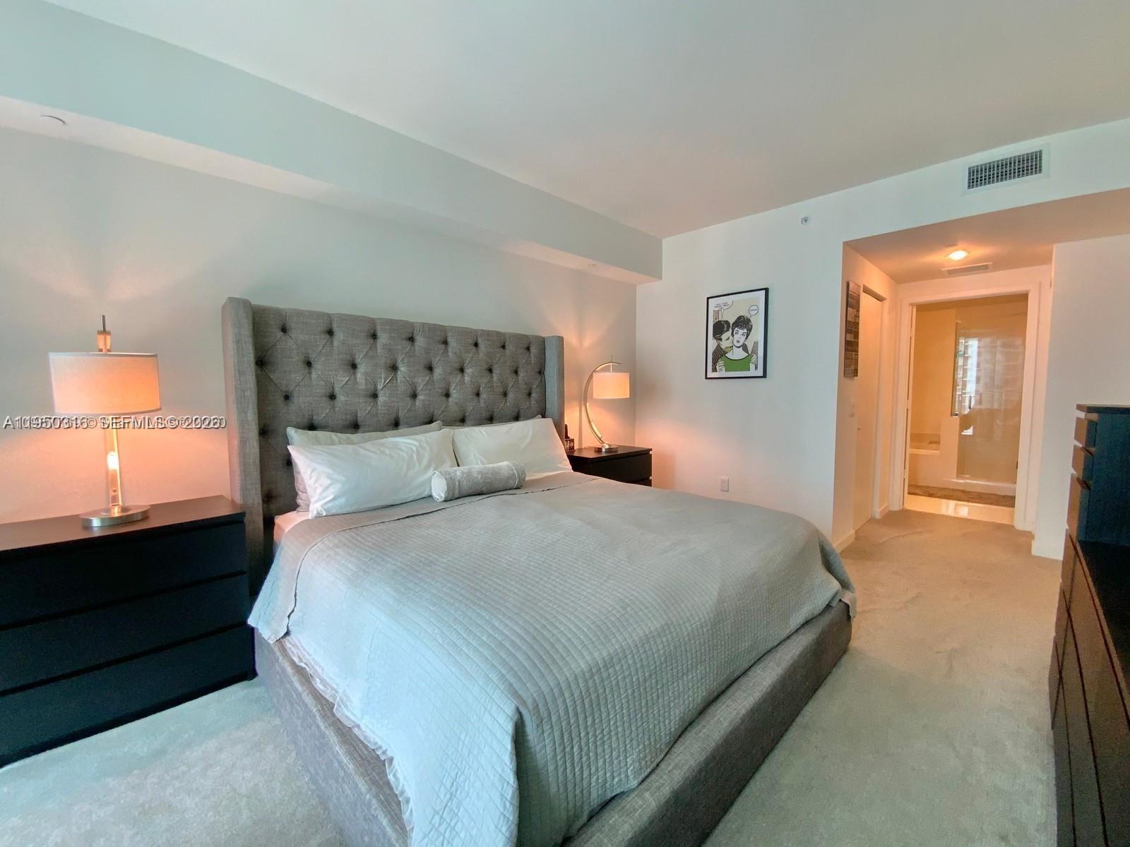 1100 MILLECENTO RESIDENCE - Residential