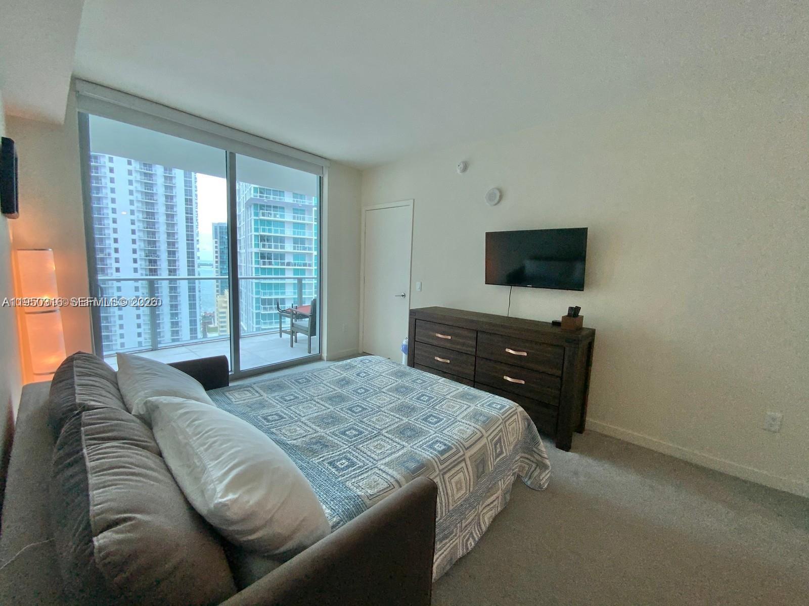 1100 MILLECENTO RESIDENCE - Residential