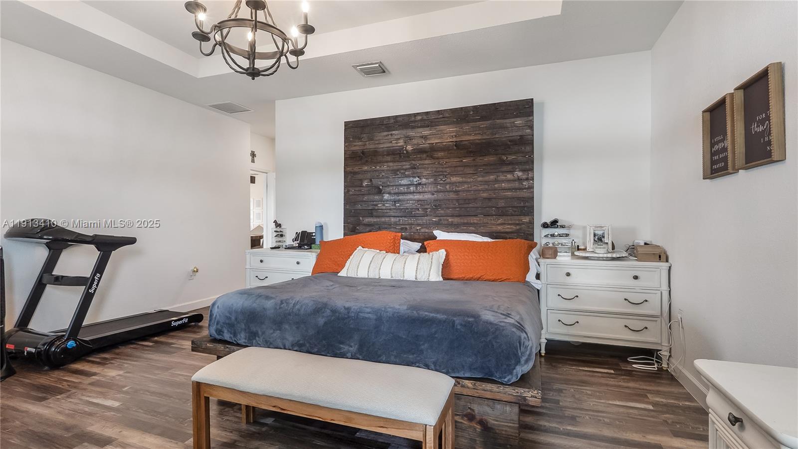 KINGMAN COMMONS - Residential