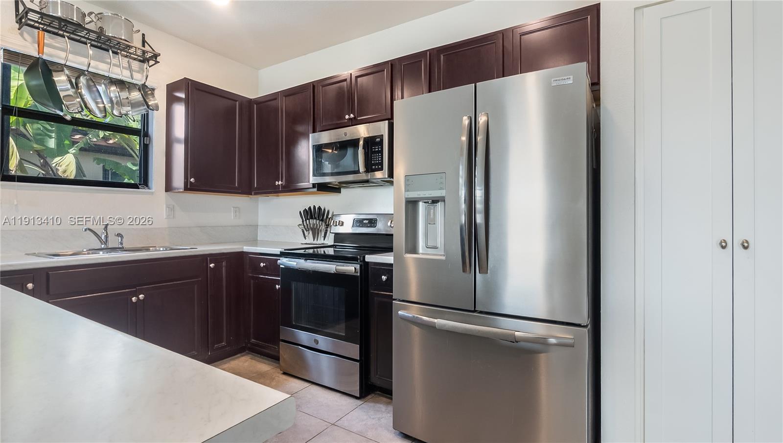 KINGMAN COMMONS - Residential