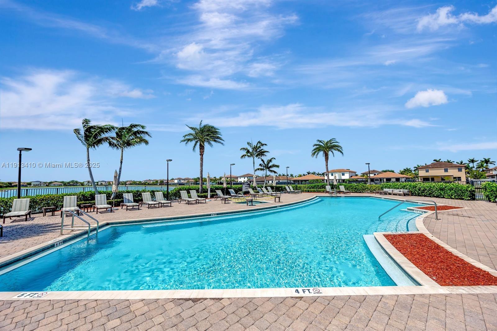 KINGMAN COMMONS - Residential