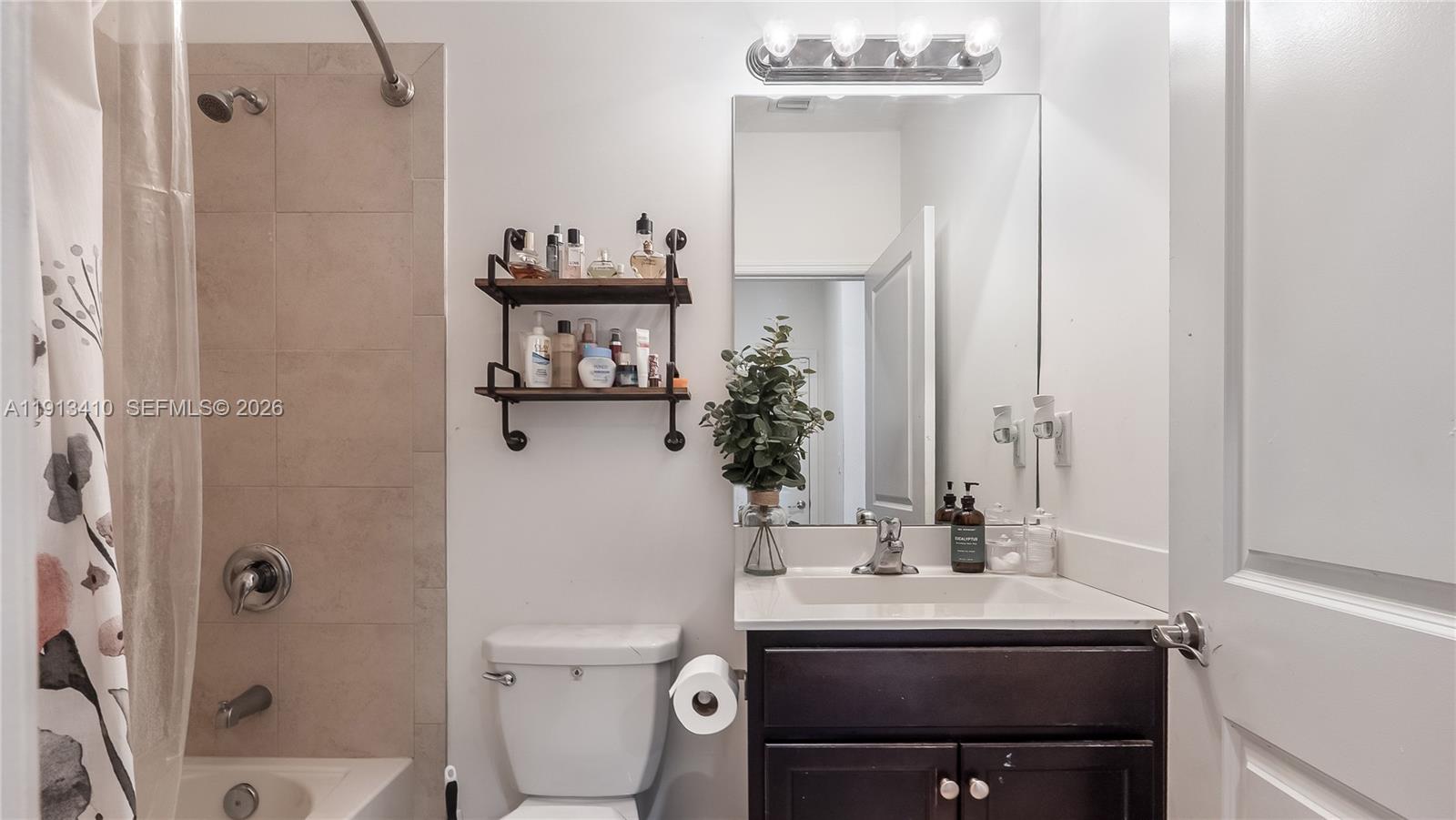 KINGMAN COMMONS - Residential