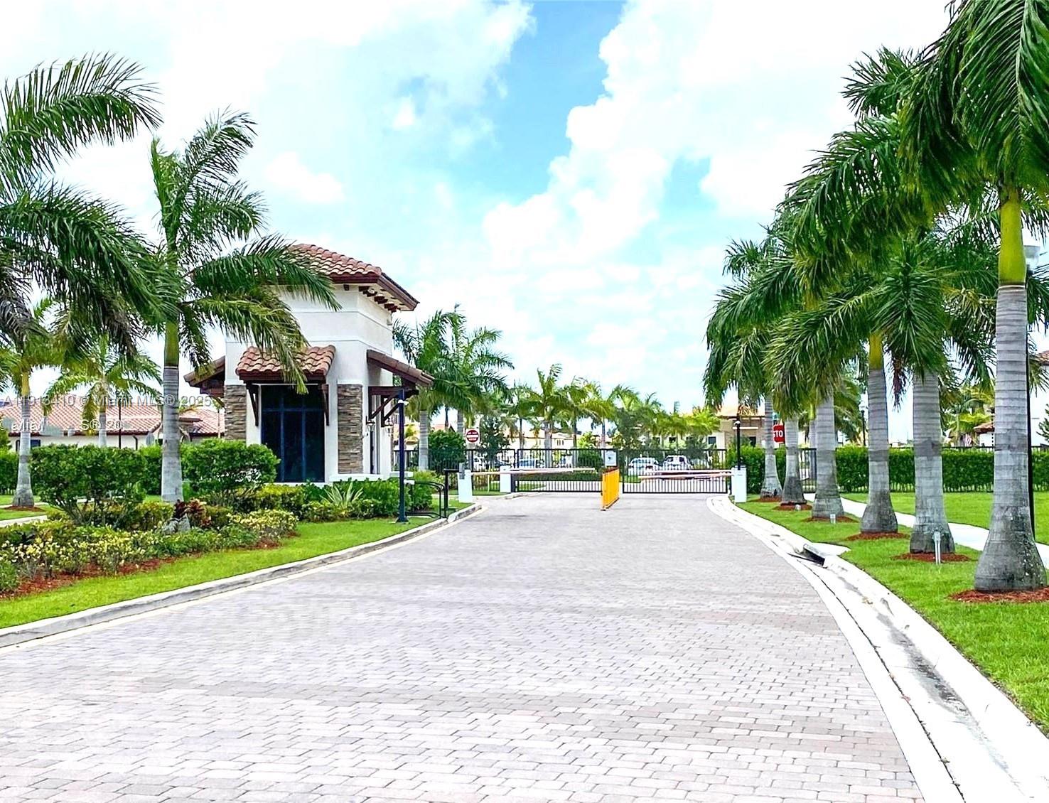 KINGMAN COMMONS - Residential