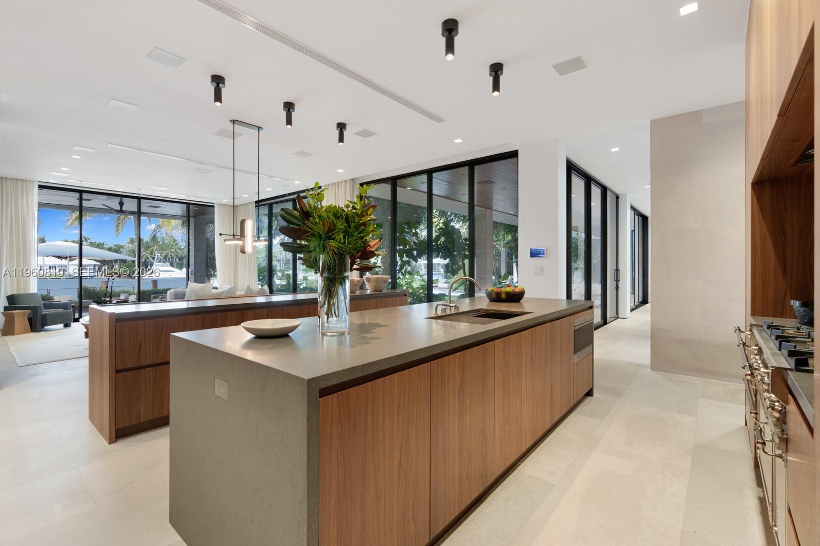 OLD CUTLER BAY SEC 1 - Residential