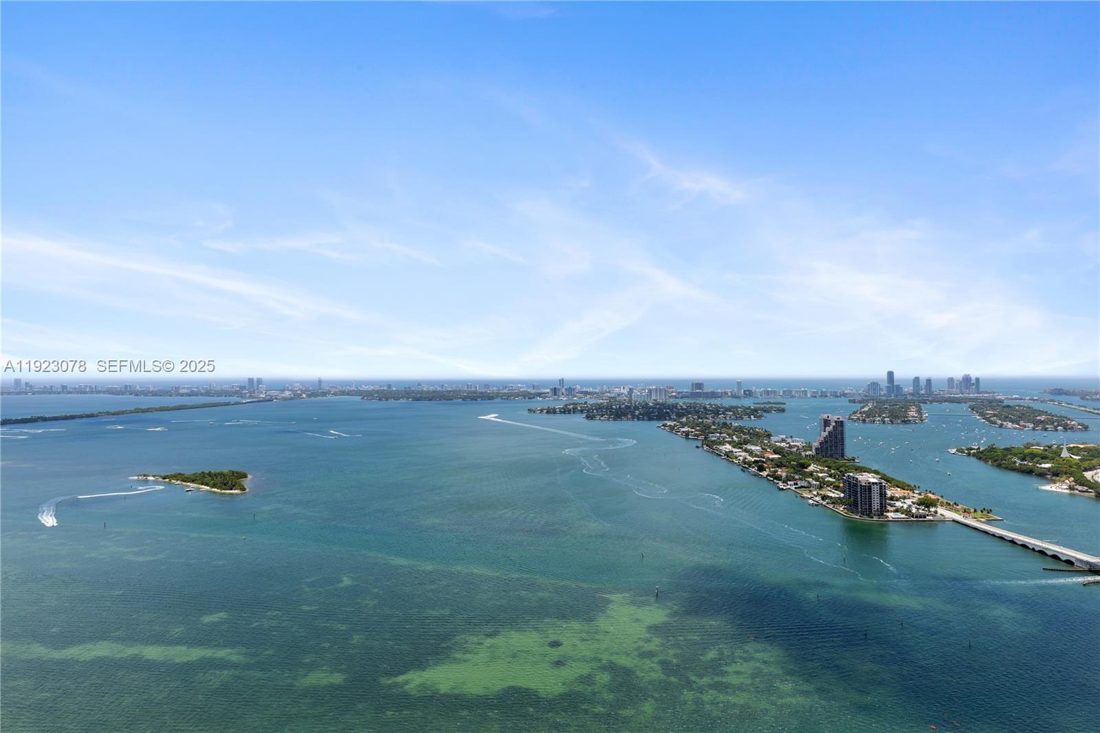 ARIA ON THE BAY CONDO - Residential