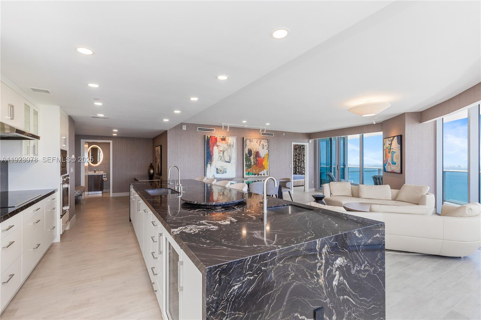 ARIA ON THE BAY CONDO - Residential