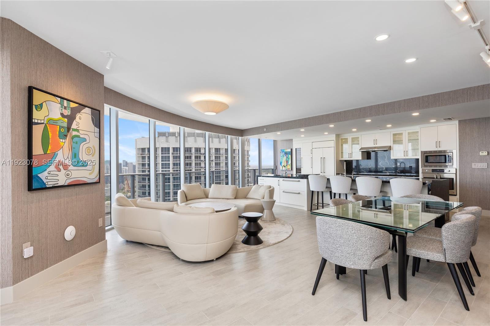 ARIA ON THE BAY CONDO - Residential