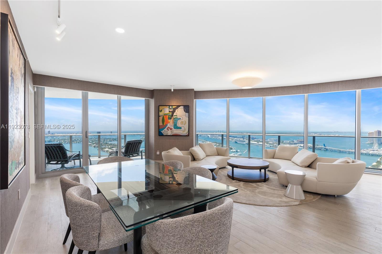 ARIA ON THE BAY CONDO - Residential
