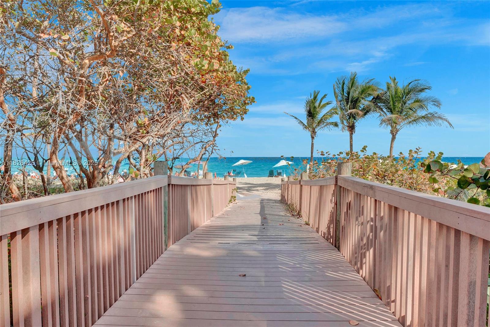 SUMMIT CONDO - Residential