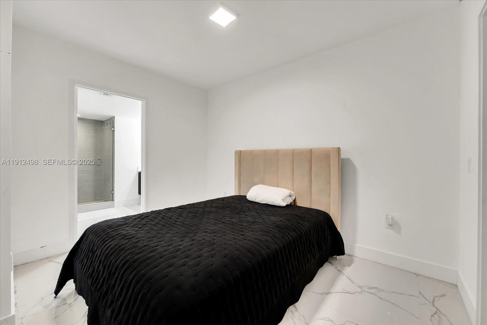 PARQUE TOWERS CONDO - Residential