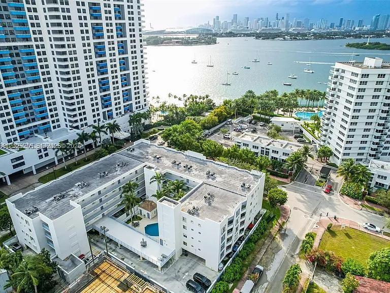 1401 Bay Rd 312