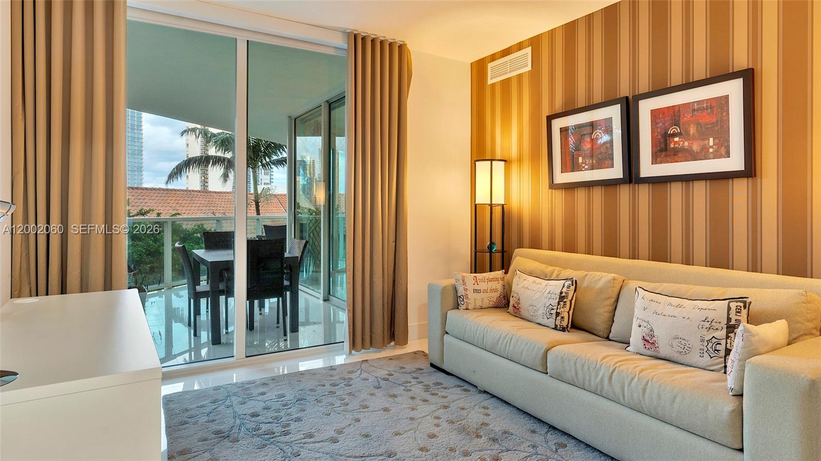 ST TROPEZ ON THE BAY II C - Residential