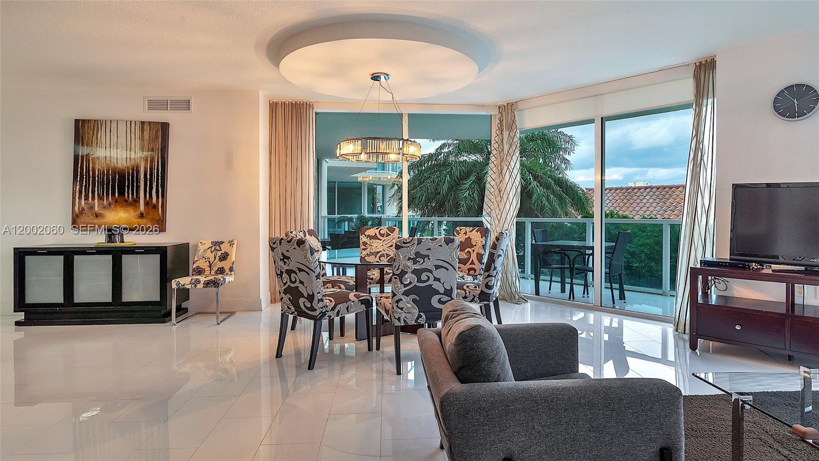 ST TROPEZ ON THE BAY II C - Residential