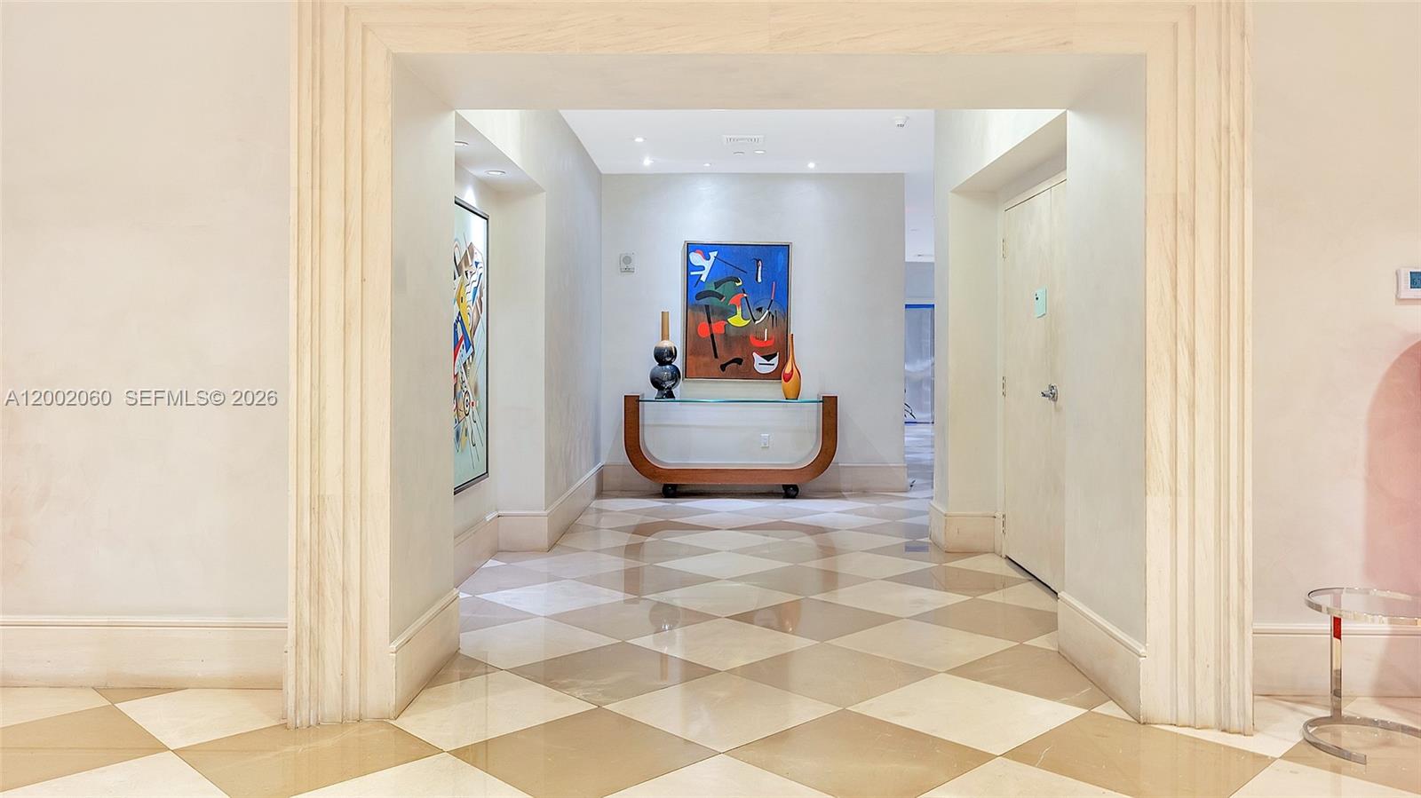 ST TROPEZ ON THE BAY II C - Residential