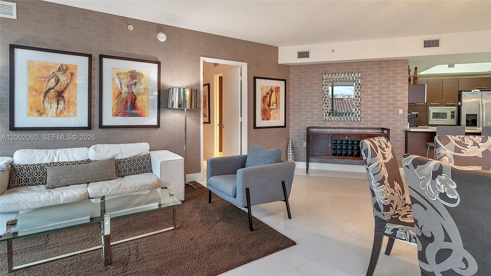 ST TROPEZ ON THE BAY II C - Residential