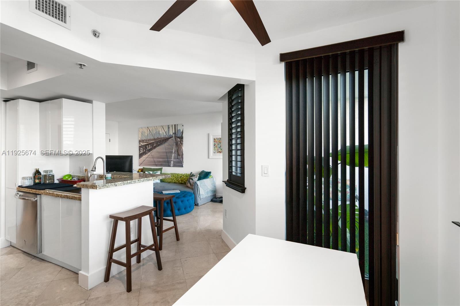 THE COSMOPOLITAN RESIDENCE - Residential