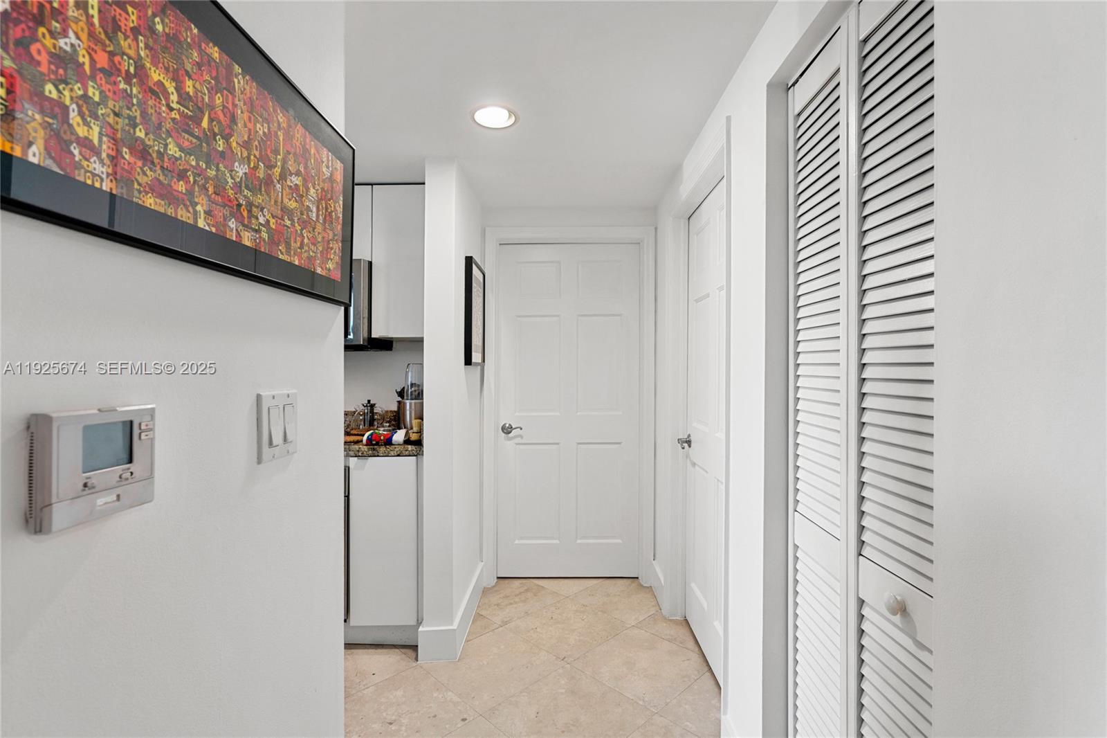 THE COSMOPOLITAN RESIDENCE - Residential