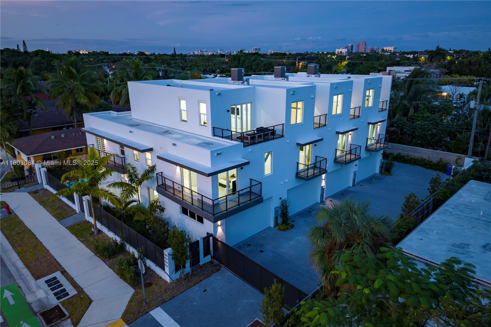 Rental Property at 1220 Ne 15th Ave A, Fort Lauderdale, Broward County, Florida - Bedrooms: 5 
Bathrooms: 4  - $9,495 MO.
