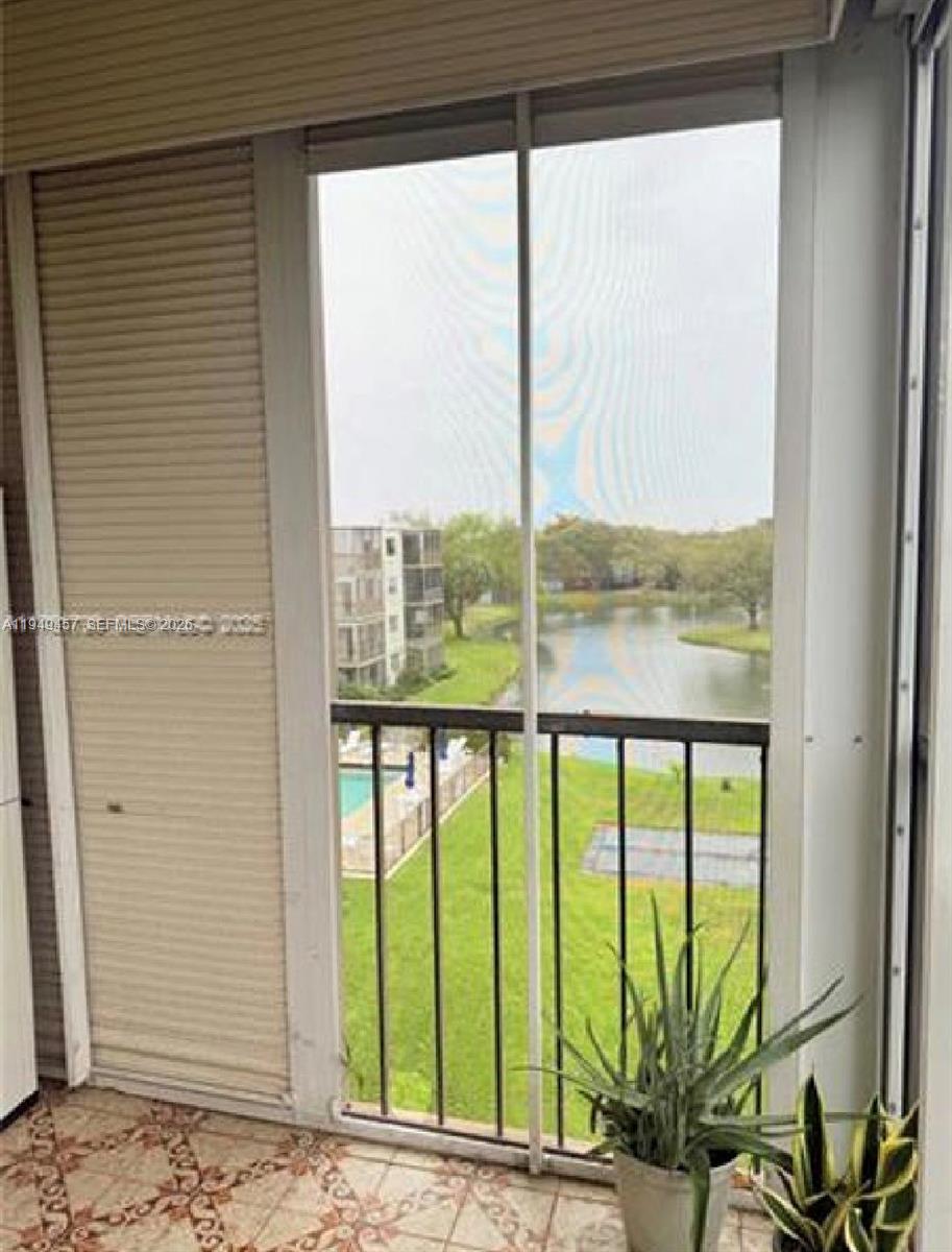 JACARANDA VILLAS NO 2 CON - Residential