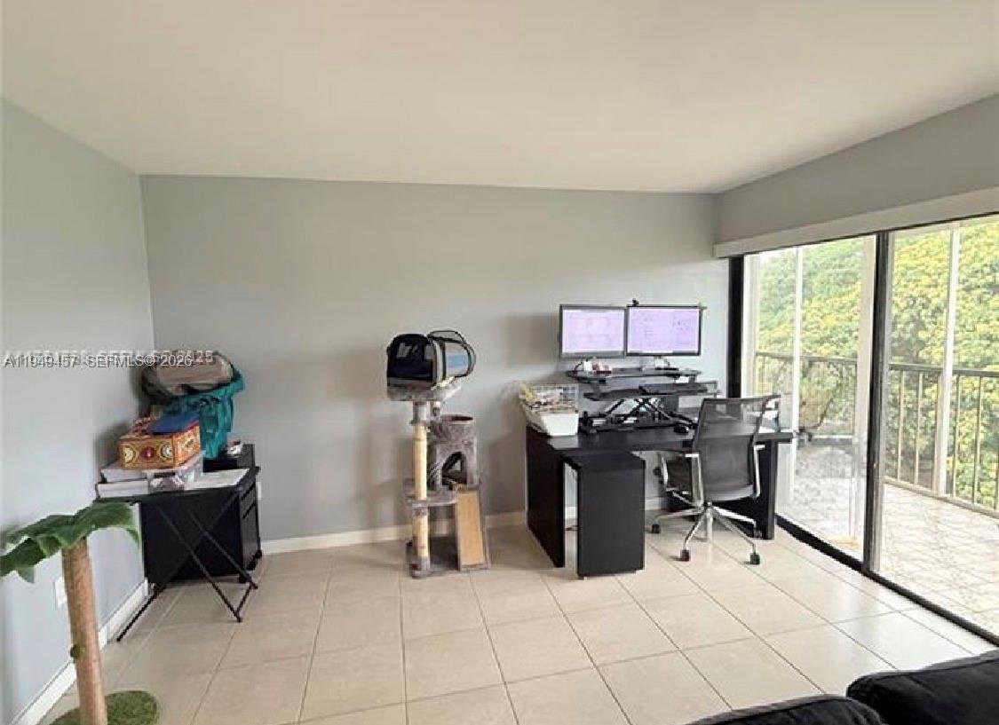 JACARANDA VILLAS NO 2 CON - Residential