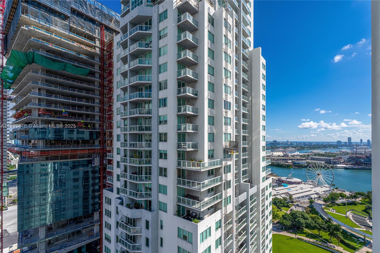 VIZCAYNE SOUTH CONDO - Residential