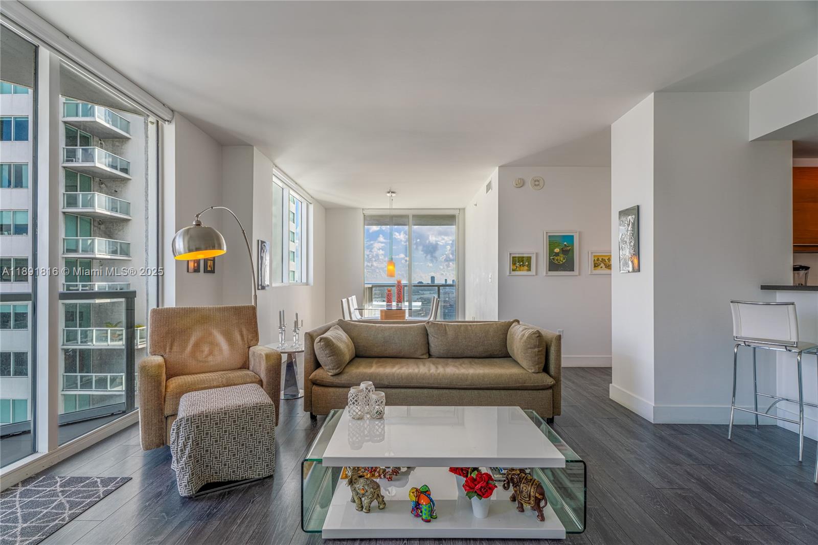 VIZCAYNE SOUTH CONDO - Residential